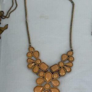 Elegant Gold and Cream Statement Necklace